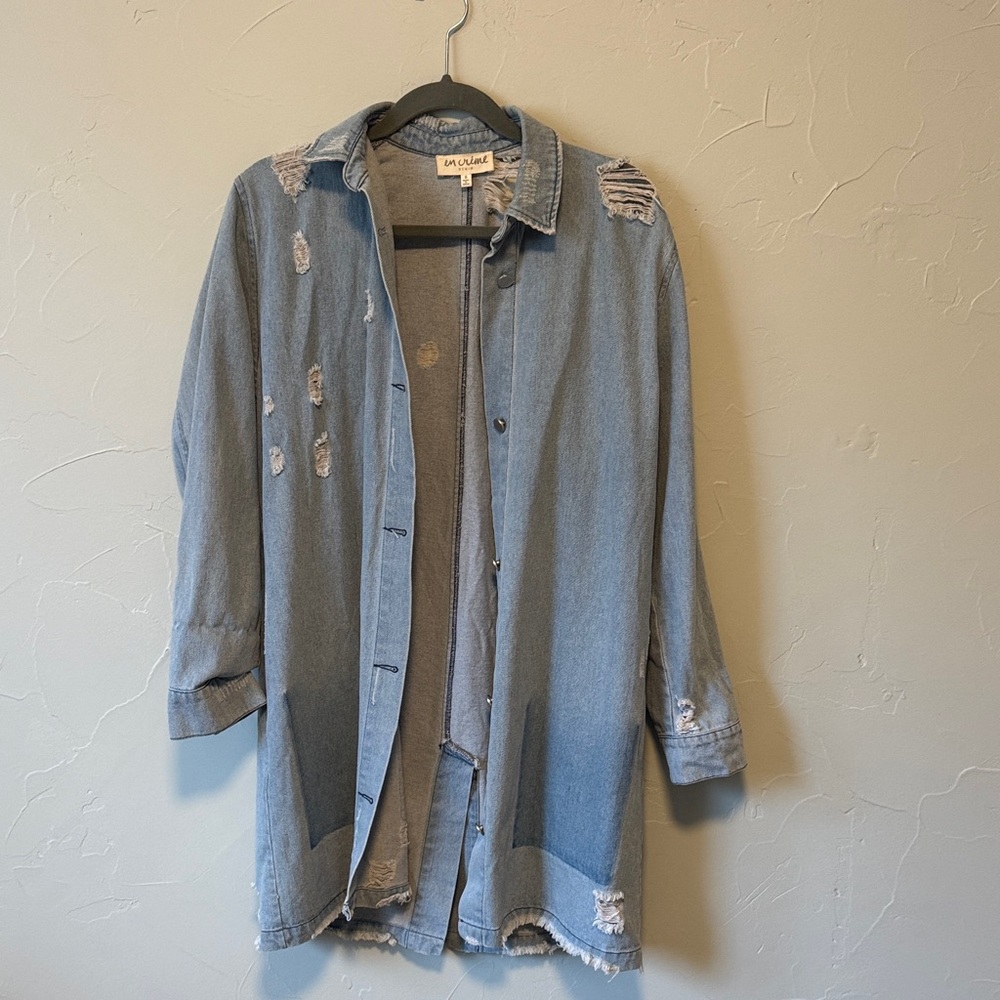 En Creme Distressed Light Blue Jean Jacket